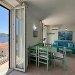 Residenza Garibaldi Vista Mare Appartamento *