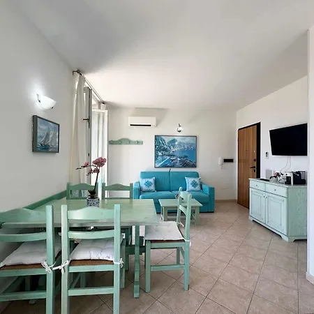 Residenza Garibaldi Vista Mare * La Maddalena